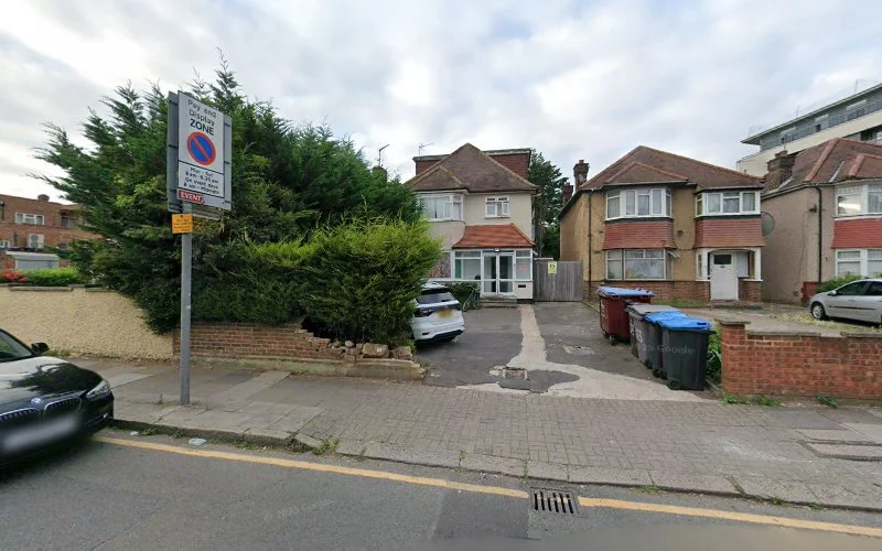 R T Whitehurst - Dentist in Wembley