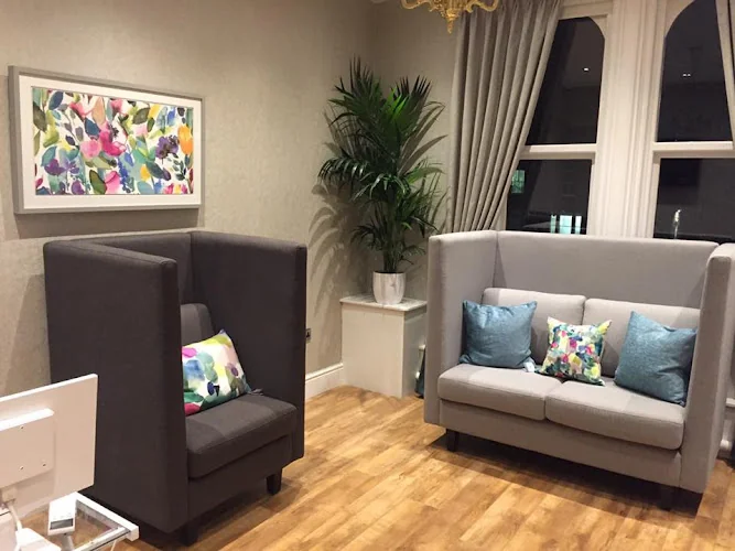 Heaton Moor Dental - Dentist in Stockport