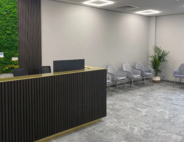 Headway Dental Clinic - Dental clinic in Corby