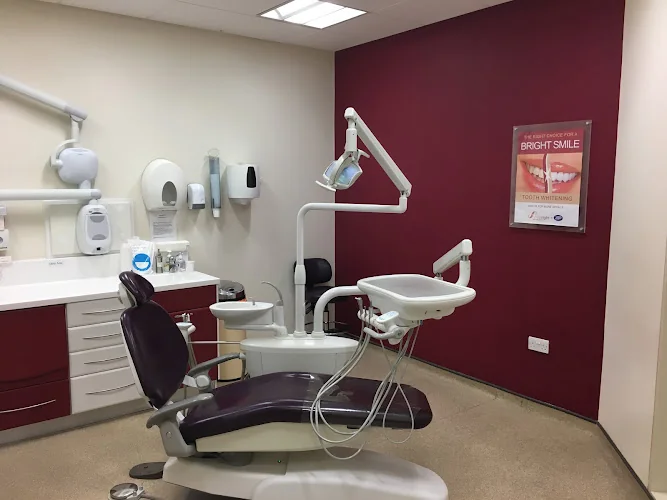 Smileright at Boots Basingstoke Dental Clinic, 1st Floor Boots, 15 Old Basing Mall, Basingstoke, Hampshire RG21 7LW - Dentist in Basingstoke