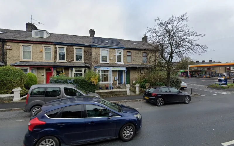 Pilkington A C - Dental clinic in Darwen