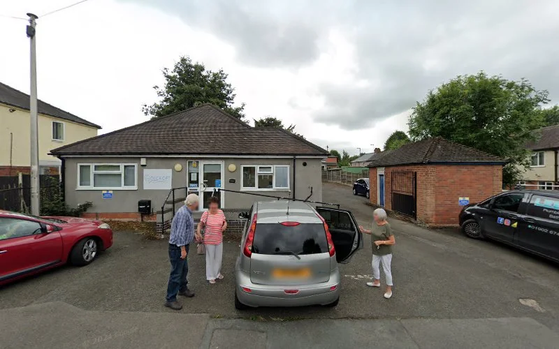 Holcroft Dental Practice - Dr Ari Kapnisis - Dentist in Stourbridge