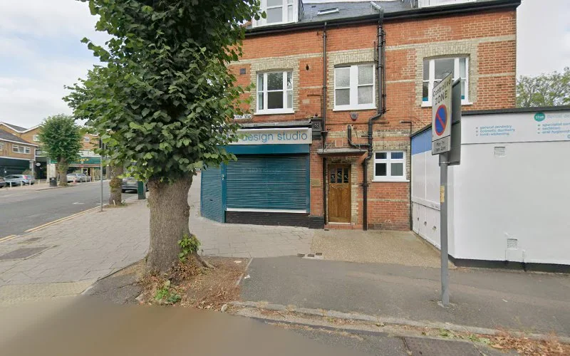 Rovina Patel Dentist - Dentist in Northwood