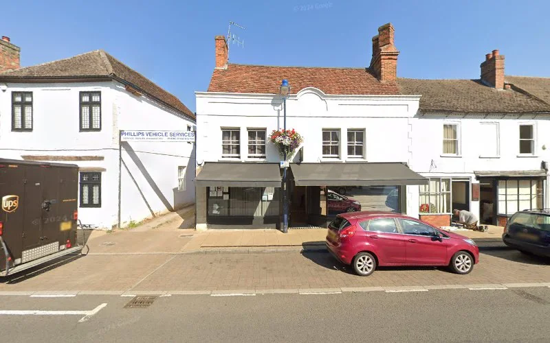 Mr Adjorlolo - Shefford Dental Practice - Dental clinic in Shefford