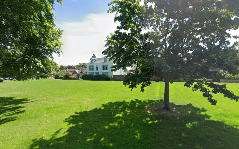 Bayne M - Dental clinic in York