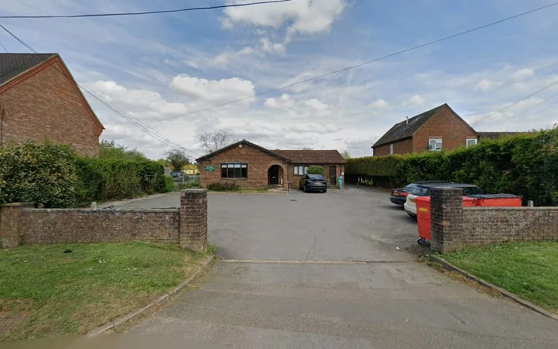 Hurst Farm Dental Practice - Dental clinic in Godalming