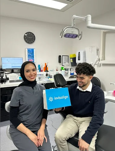 Invisiblebraces4u Dalston - Dental clinic in London
