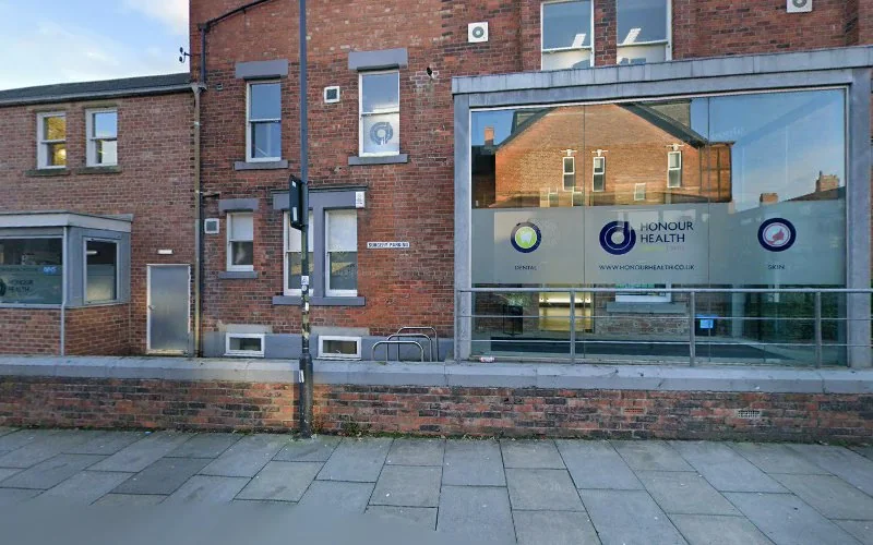 Onkar Dhanoya - Dentist in Newcastle upon Tyne