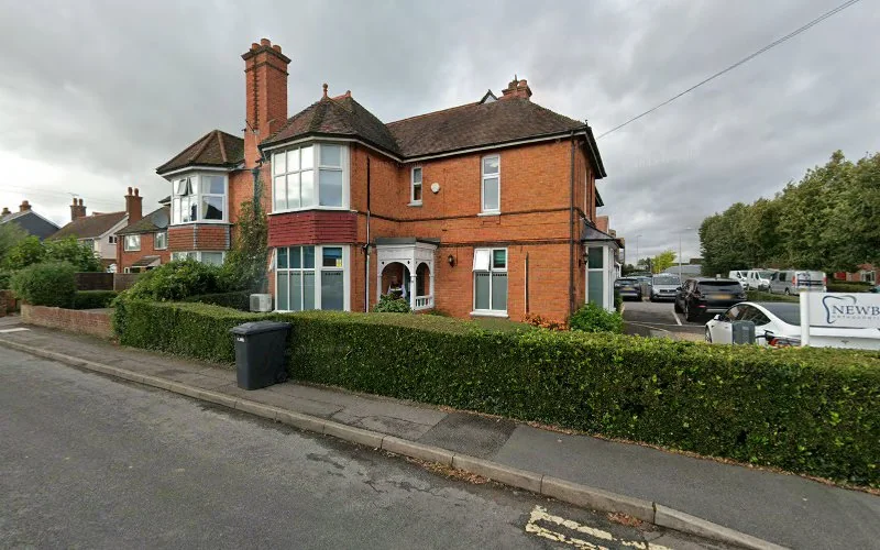 Mr M Yeung - The Orthodontic Centre - Dentist in Newbury