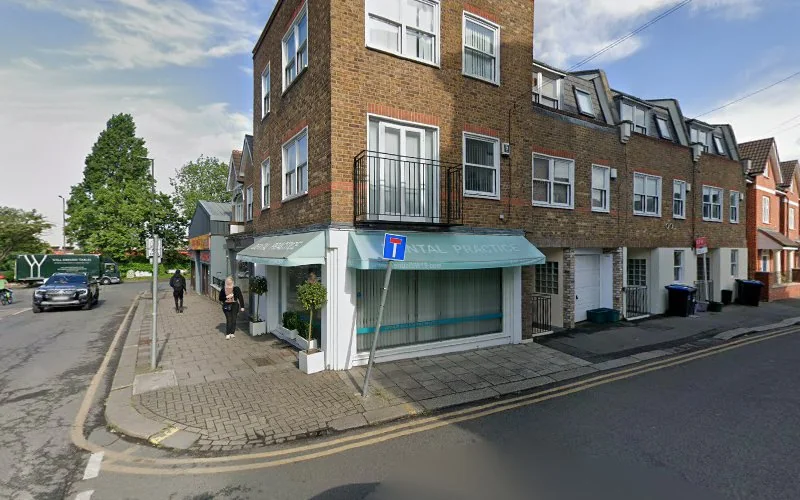 Arthur Road Dental Practice - Deepa Pressard - Dentist in London