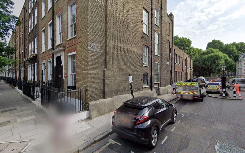 Simmonds Church Smiles - Dentist in London