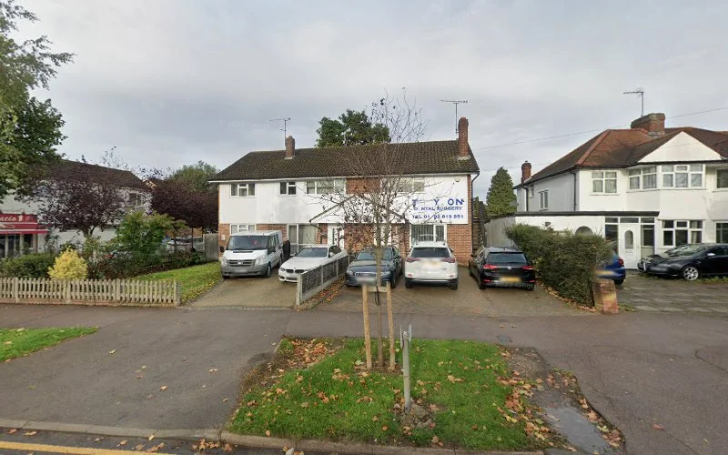 Theydon Dental Surgery - Dental clinic in Epping