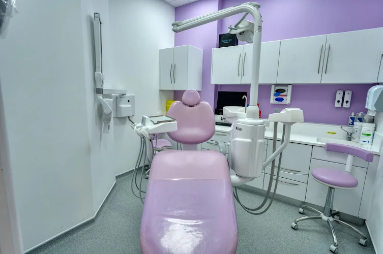 Wallington Smiles Dentist - Dentist in Wallington