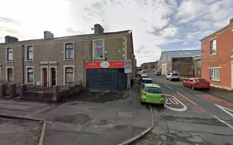 Patel Dr H - Dental clinic in Blackburn