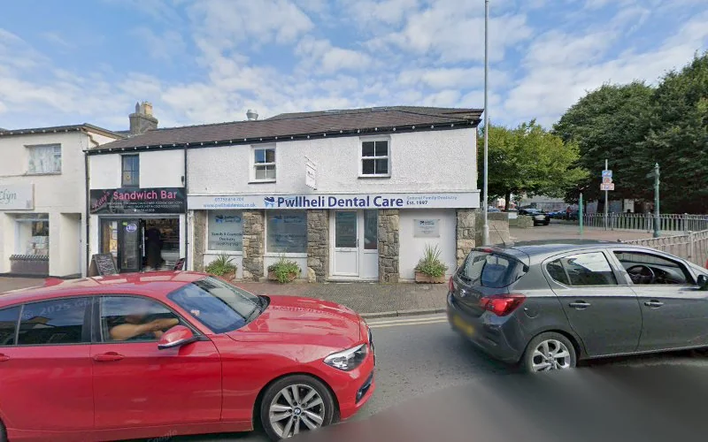 Harrington J - Dental clinic in Pwllheli