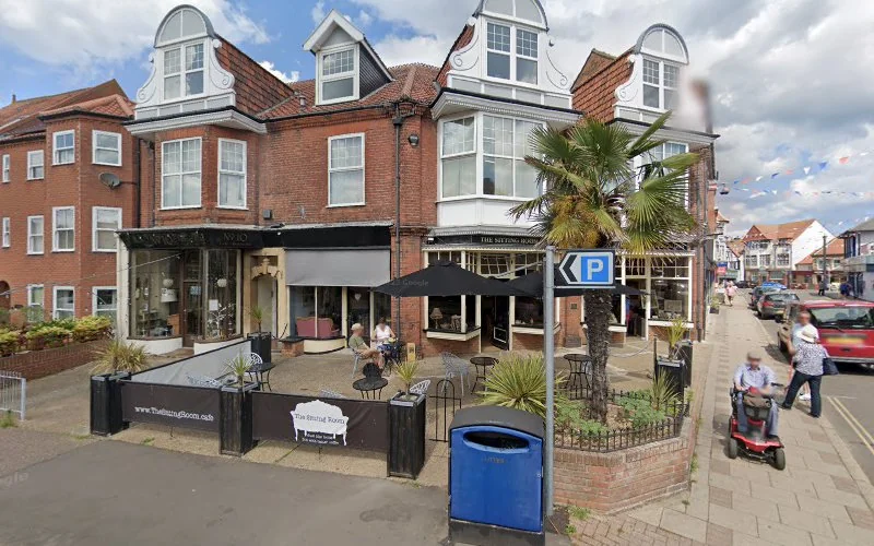 Roos P E & Associates - Dental clinic in Sheringham