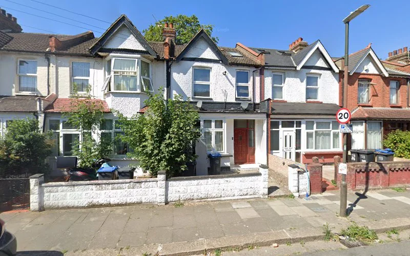 Breast Implant Information Society - Dental clinic in Mitcham