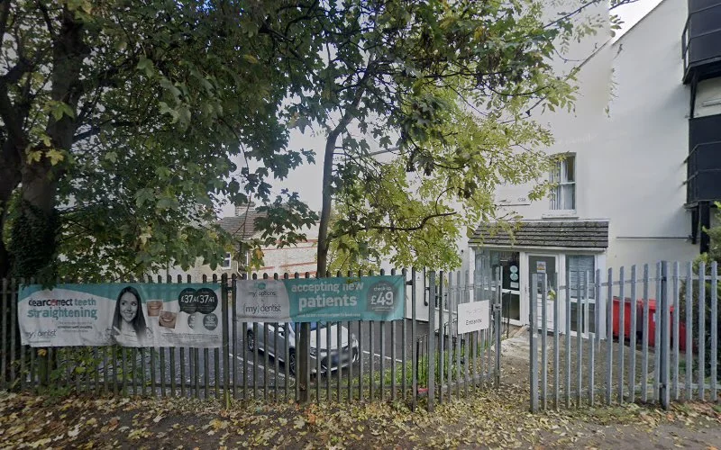 Petrie Tucker & Partners Ltd - Dentist in Luton