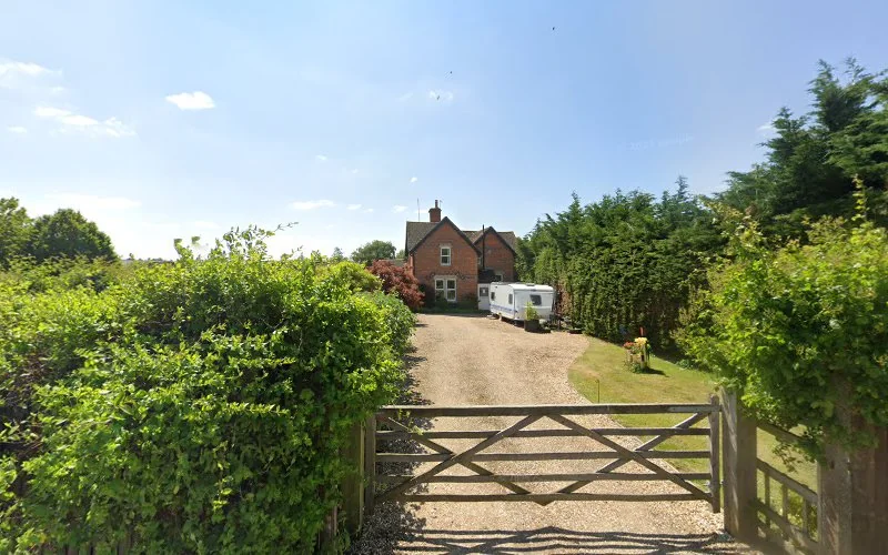 C Thompson Equine Dentistry - Dentist in Devizes