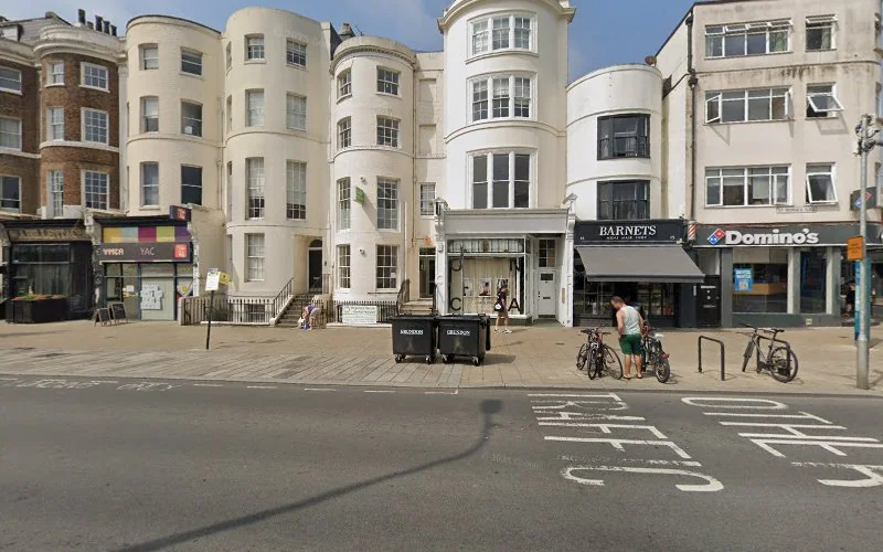 Emergency Dentist In Brighton - Dental clinic in Brighton