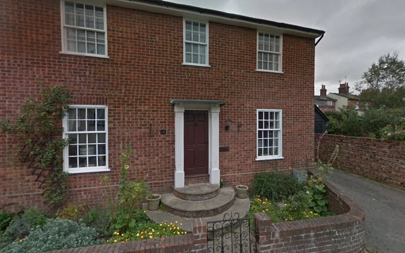 Wivenhoe Dental Laboratory - Dental laboratory in Colchester