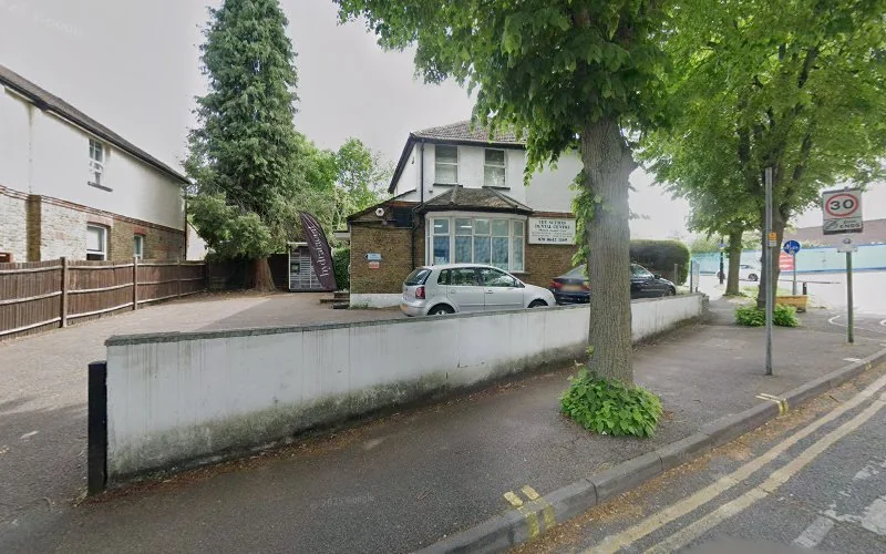 Mr A A Zaidi - Dentist in Sutton