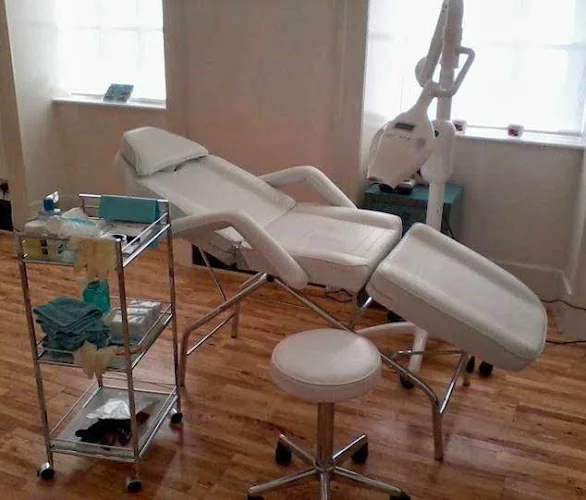 Lifestyles Laser Teeth Whitening Clinic - Teeth whitening service in Chatham