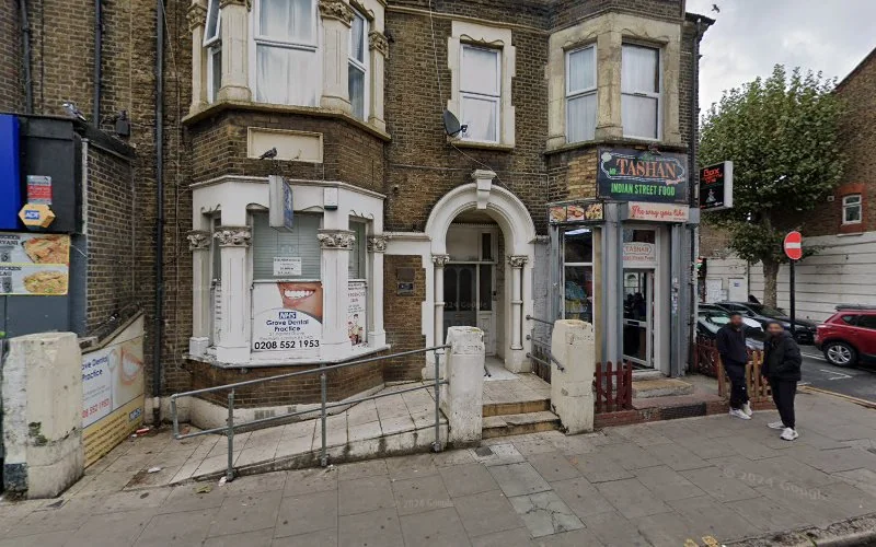 Hussain S M - Dental clinic in London