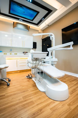 Bank Dental Practice - Dental clinic in Manchester