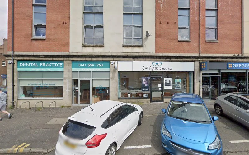 Henaughen Louise - Dentist in Glasgow