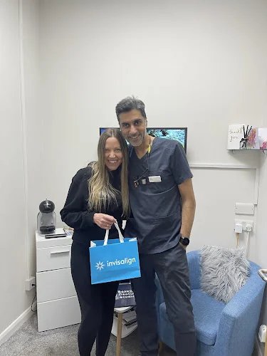 Falkirk Dental Care | Invisalign |Composite Bonding| Bespoke Dentures| Implants| Multi Award Winning Lifestyle Clinic - Dentist in Falkirk