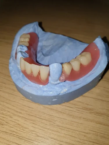 Arun Dental Laboratory - Dental laboratory in Worthing