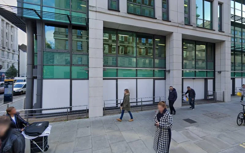 Dr Depen - Cosmetic & Sleep Dentist - Cosmetic dentist in London