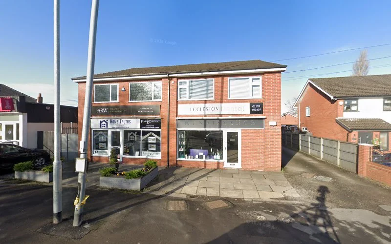 Thow K - Dental clinic in Chorley