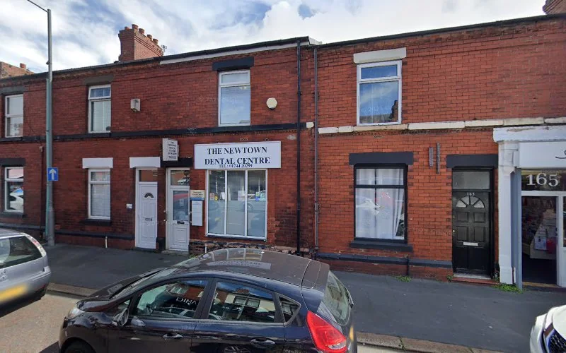 Newtown Dental Centre - Saint Helens Dentist - Dental clinic in Saint Helens
