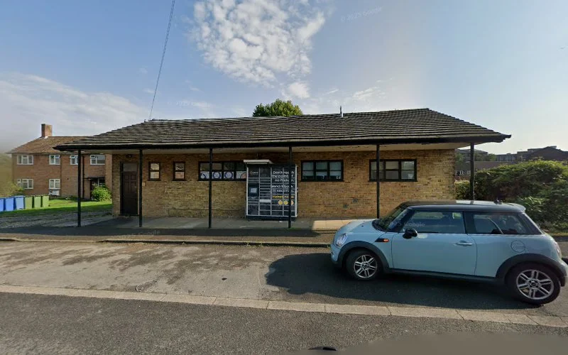 Mr J E Boulding - Boulding Jonathan Edward - Dentist in Bracknell