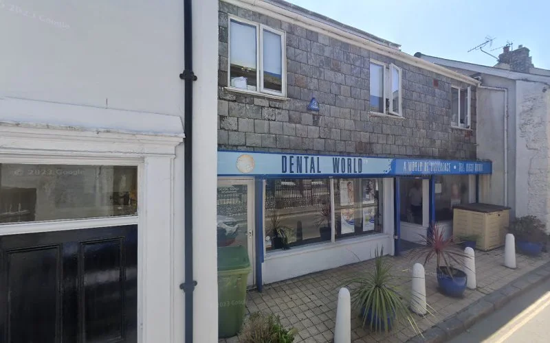 Cockroft Graham - Dental clinic in Saint Columb