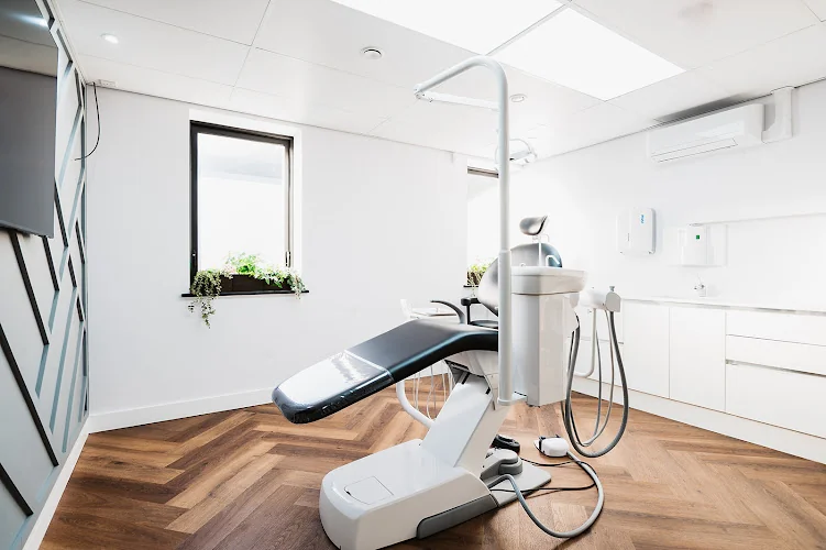 Ferndale Dental - Dental clinic in Ferndale