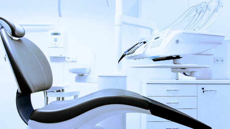 CMS Perio - Periodontist in UK