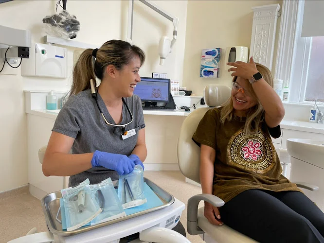 Ferry Dental Centre - Dentist in Southampton