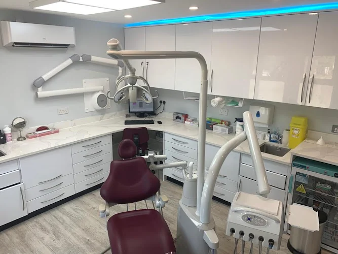 The DenCare Clinic & Travel Vaccinations - Bromley Dentist & Travel Clinic - Dentist in Orpington