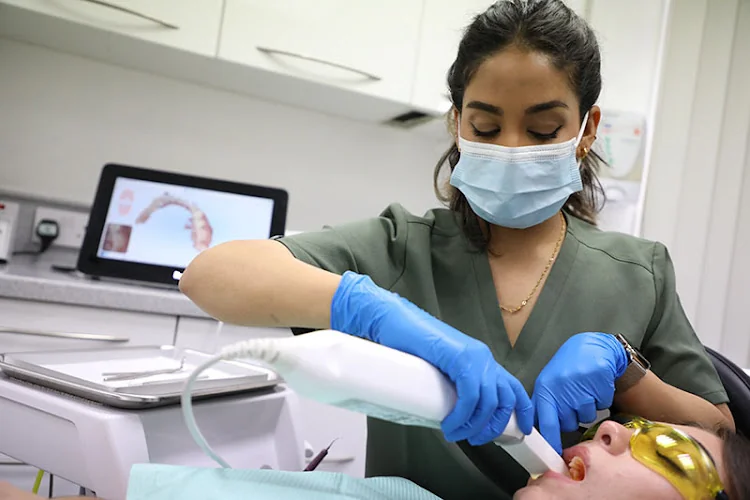 Smile Sanctuary Dentist Hornchurch - Dentist in Hornchurch