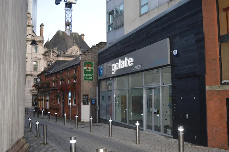 Hywel Samuel Golate - Dental clinic in Cardiff