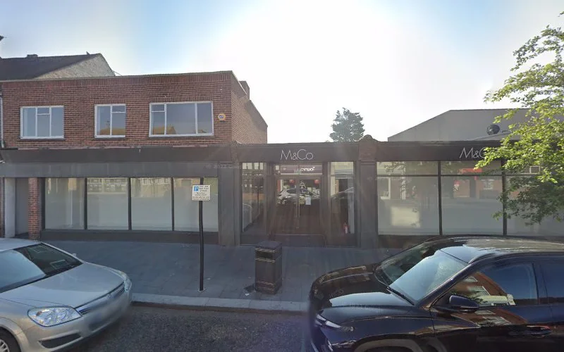 Parker M S - Dental clinic in Frinton-on-Sea