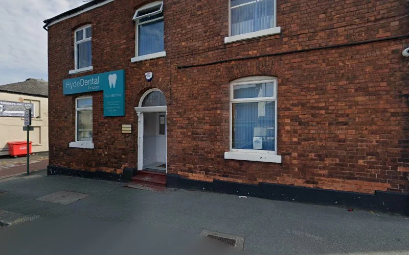 Wallace P - Dental clinic in Hyde