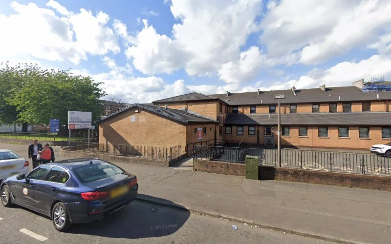 Hunter Miss J - Dental clinic in Glasgow