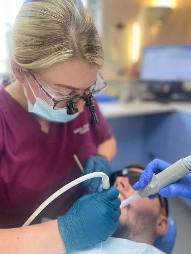 Reigate Dental Centre - Dental clinic in Reigate