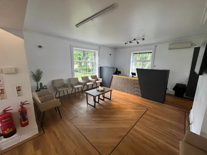 Almond House Dental Practice - Dental clinic in Bootle