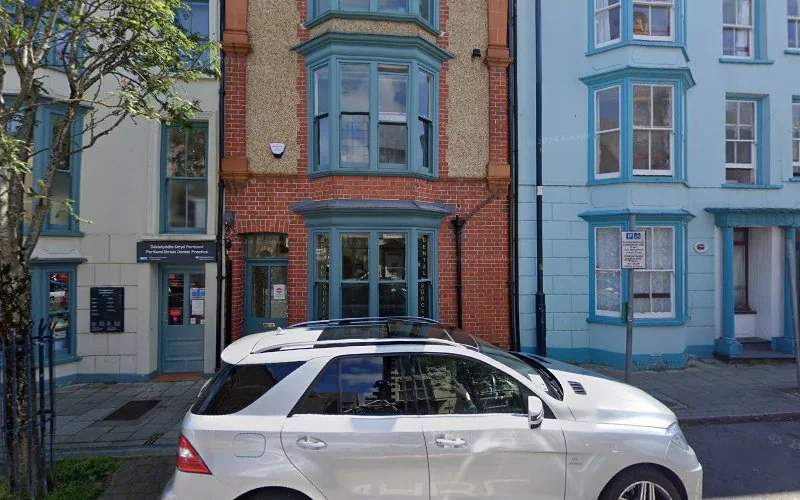 Portland Street Dental & Implant Practice - Dental clinic in Aberystwyth