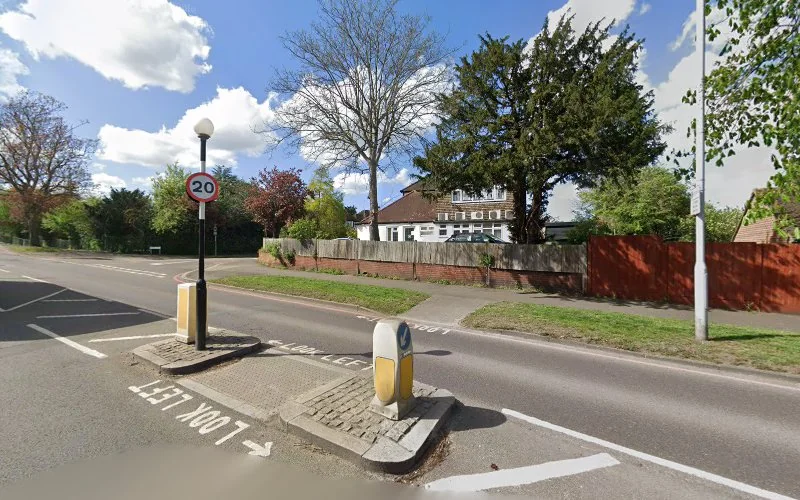 Quarry Rise Dental Centre - Dental clinic in Sutton